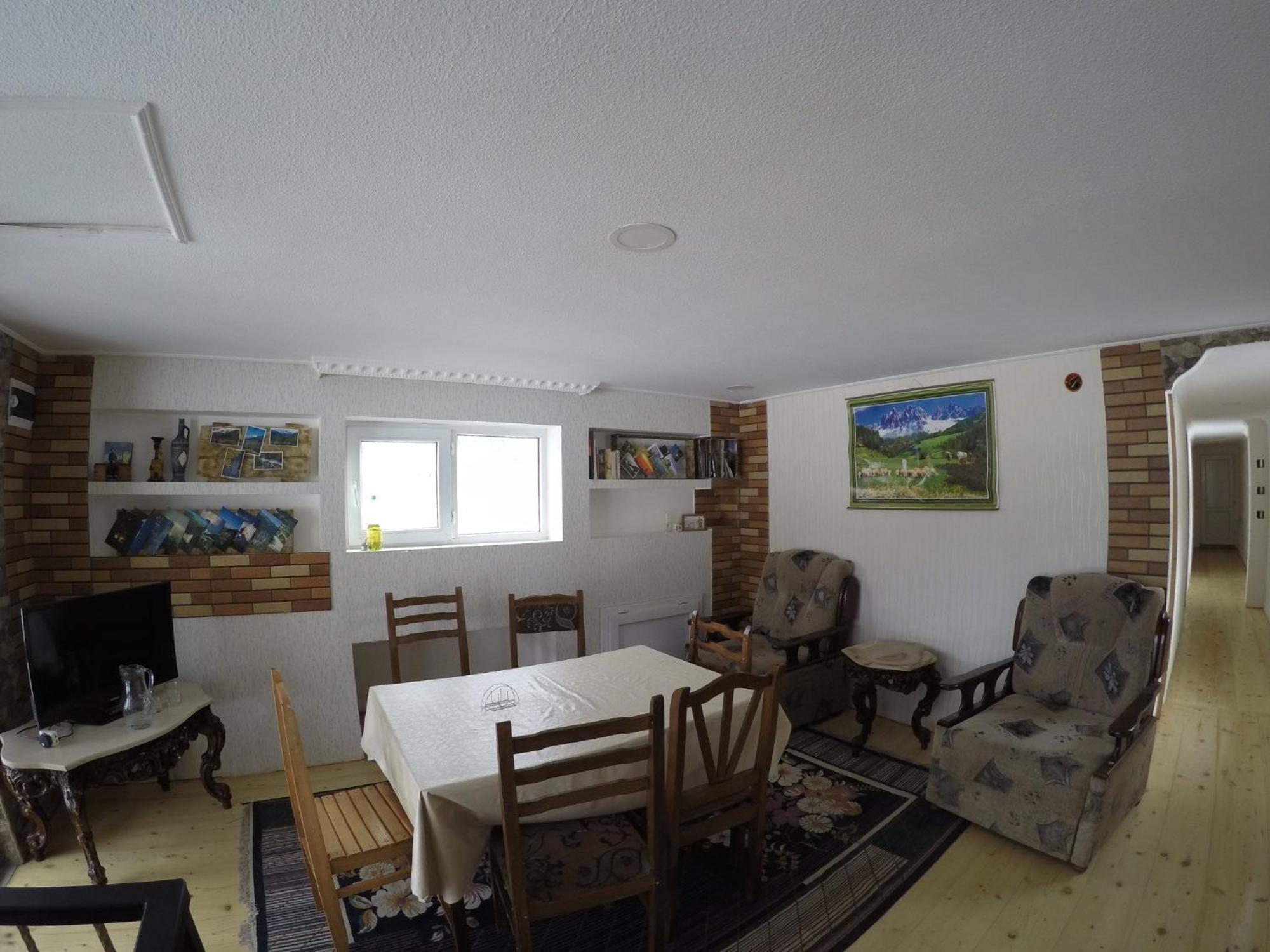 Hilltop Mestia Exterior foto